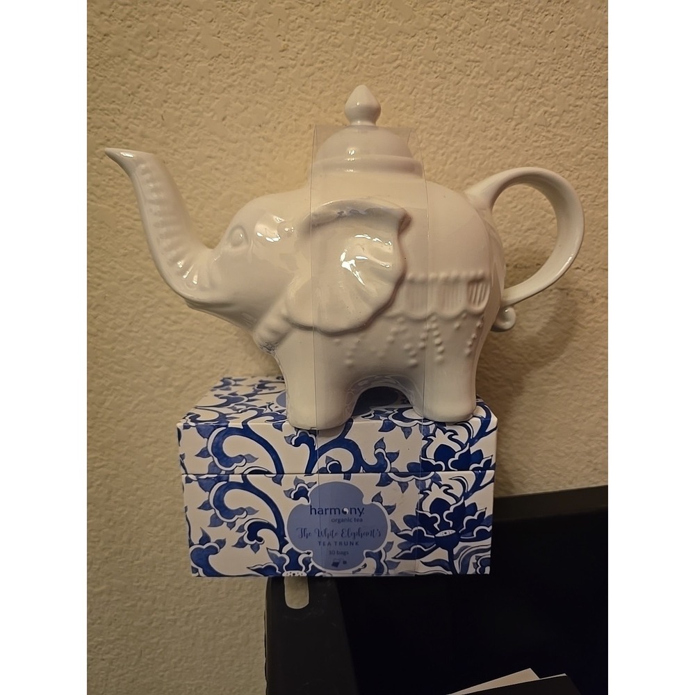 NEW Harmony Elephant White 27 Fl Oz. Teapot W/ 30 Organic Green & White Tea Bags